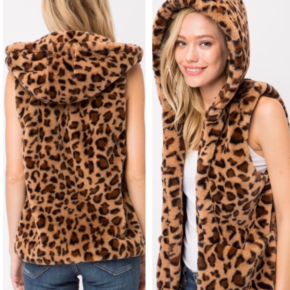 Leopard Print Vegan Fur Vests - Picture 2 of 3